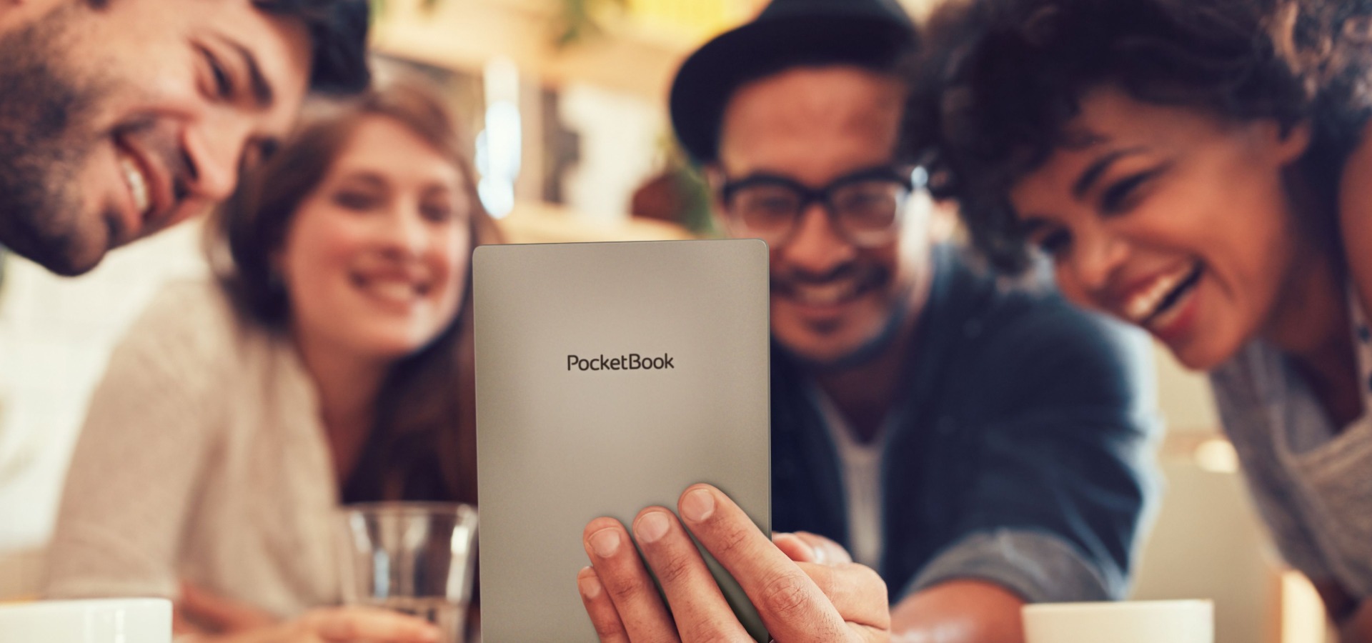 PocketBook Color y PocketBook Touch Lux 5: dos e-readers largamente esperados  ya están a la venta